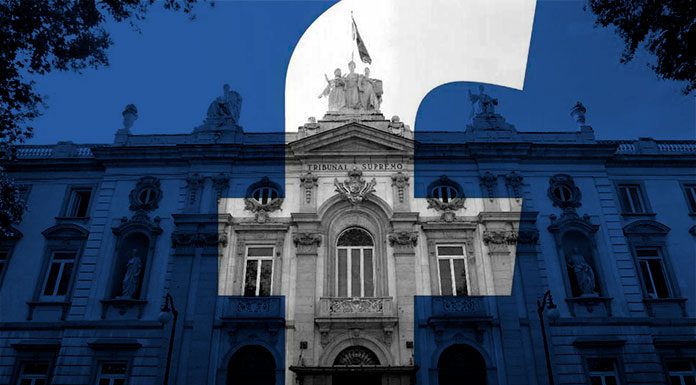 Un tribunal prohibe a una madre subir fotos de su hijo a Facebook y la amenaza con una multa de 10.000 euros