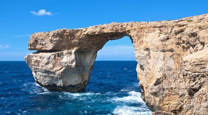 Se derrumba Azure Window, uno de los lugares más fotografiados del mundo