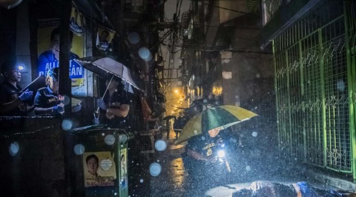 Daniel Berehulak y E. Jason Wambsgans, premios Pulitzer de fotografía 2017