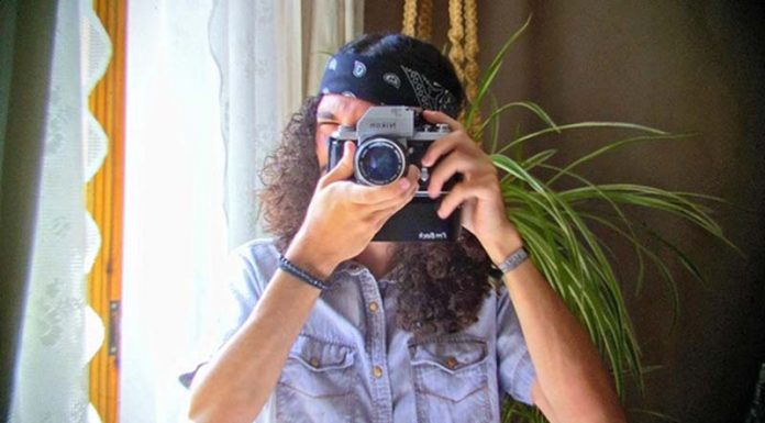 Un invento para convertir en digitales tus viejas cámaras de carrete