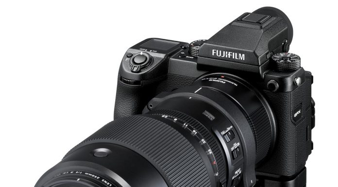 Fujifilm presenta un nuevo 250 mm f4 para su cámara de formato medio