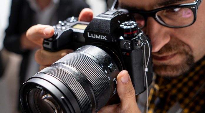 La Panasonic S1R de formato completo costará más de 3500 euros según los últimos rumores