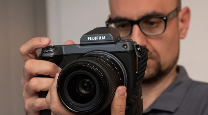 Fujifilm GFX 100: así es el «gran formato» digital de 100 megapíxeles