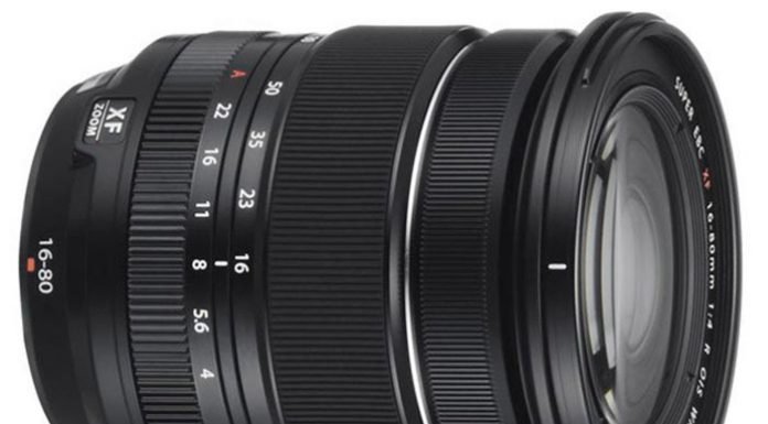 Fujifilm suma un 16-80 mm f4 a su gama X y el pequeño 50 mm f3.5 para las GFX de formato medio