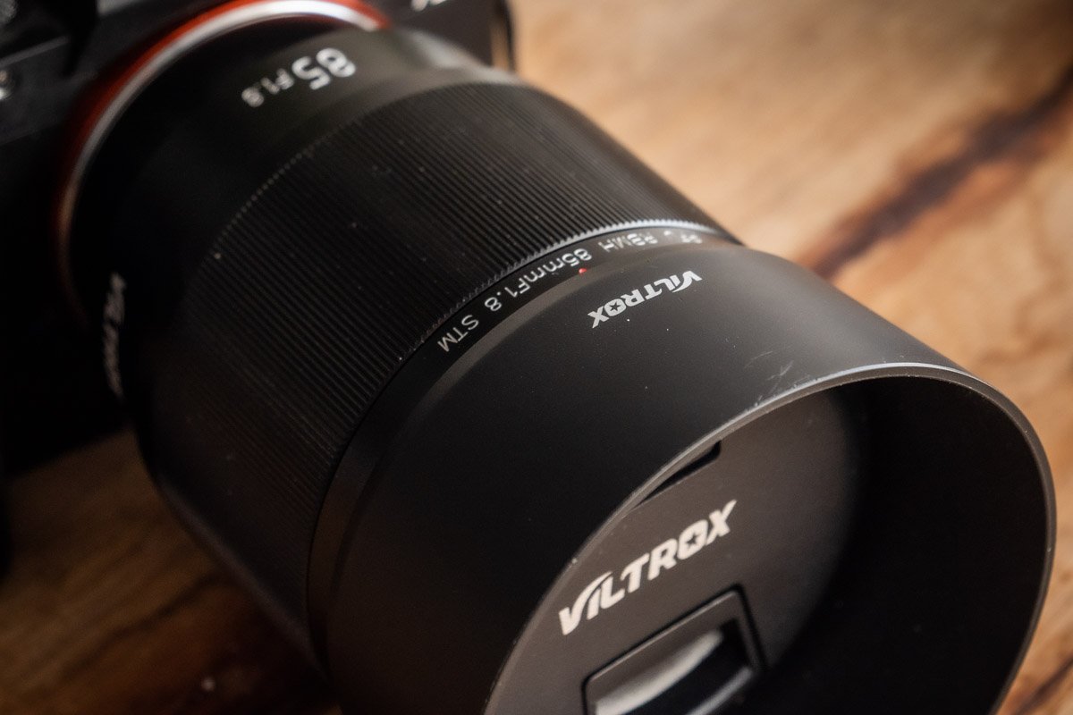 Viltrox-85mm-f18-3