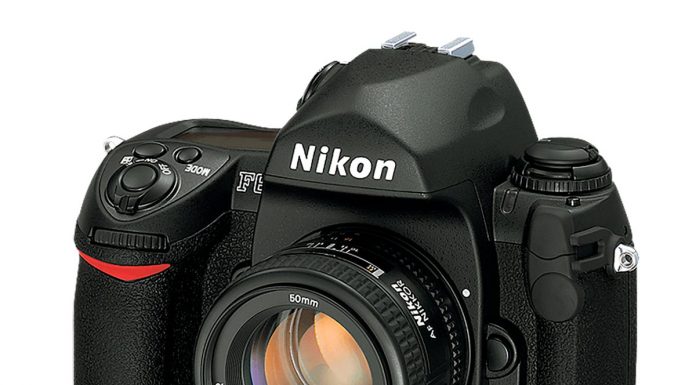Nikon dice adiós a la F6, su última cámara de película Nikon-F6