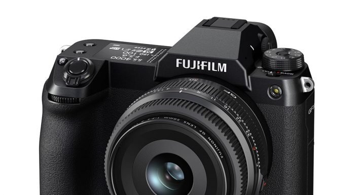 Fujifilm GFX100S, 100 megapíxeles de formato medio en versión más compacta y económica Fuji-GFX100S-01