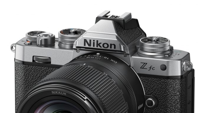 Nikon-18-140-01