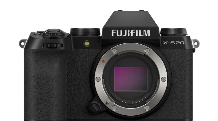 La Fujifilm X-S20 llega con 26 MP y mejoras en enfoque, autonomía y vídeo Fuji-X-S20-oficial-01