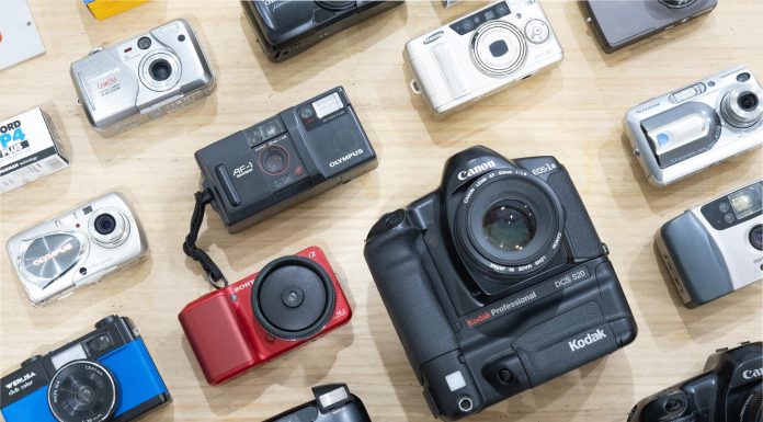 La moda de las cámaras retro-digitales: ¿por qué triunfan ahora los modelos de hace décadas? Retro-digital-Sales-Plata-10