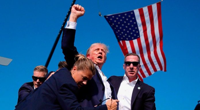 Trump-atentado-AP-Evan-Vucci