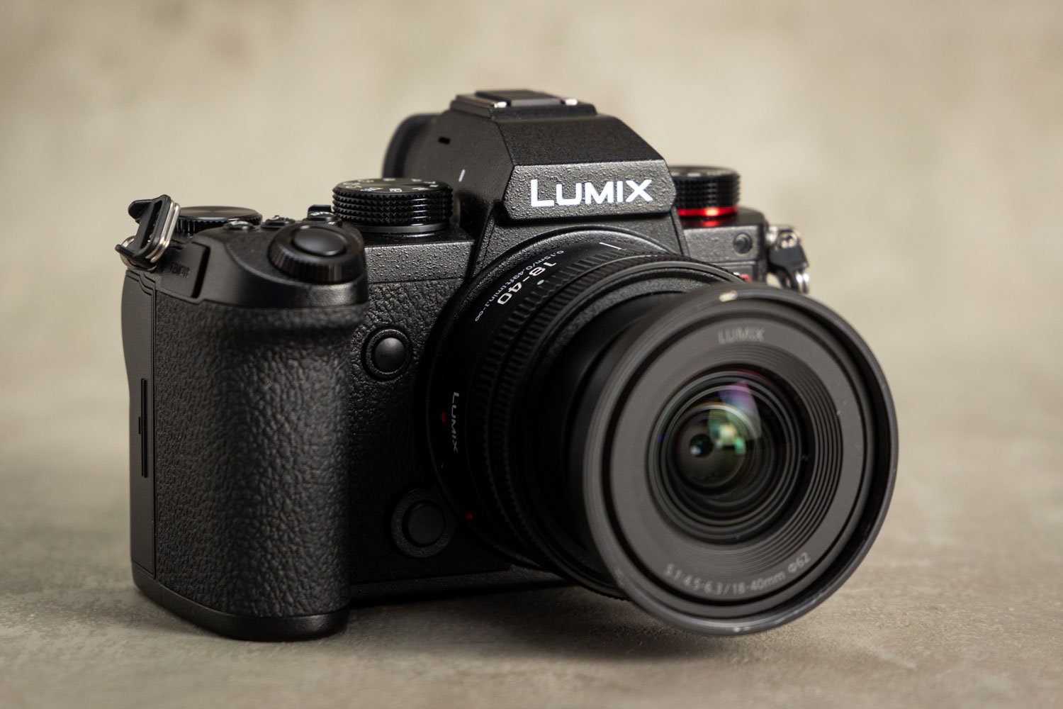 Panasonic_S5D_1