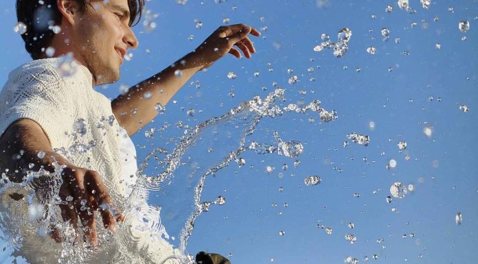 «Estética clásica y tecnología avanzada»: OPPO y Hasselblad desvelan en Paris Photo su estrategia de fotografía móvil en la serie Find X8 OPPO Find X8 Series Paris Photo_Oficial_07_Portada