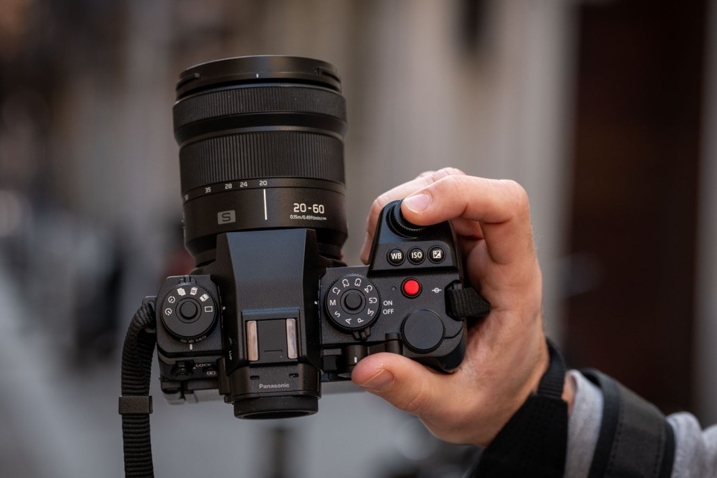 Panasonic_S1R_II-3