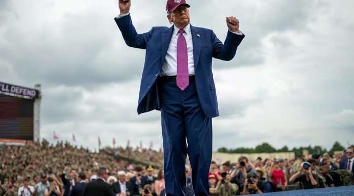 Trump_portada_foto_Daniel_Torok_White_House