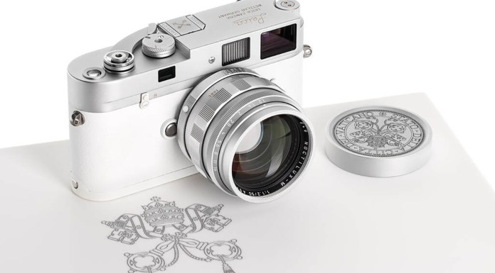 La Leica de los 6,5 millones de euros: la cámara del Papa Francisco se subasta por 100 veces más de lo esperado Leica edición especial Papa Francisco_01