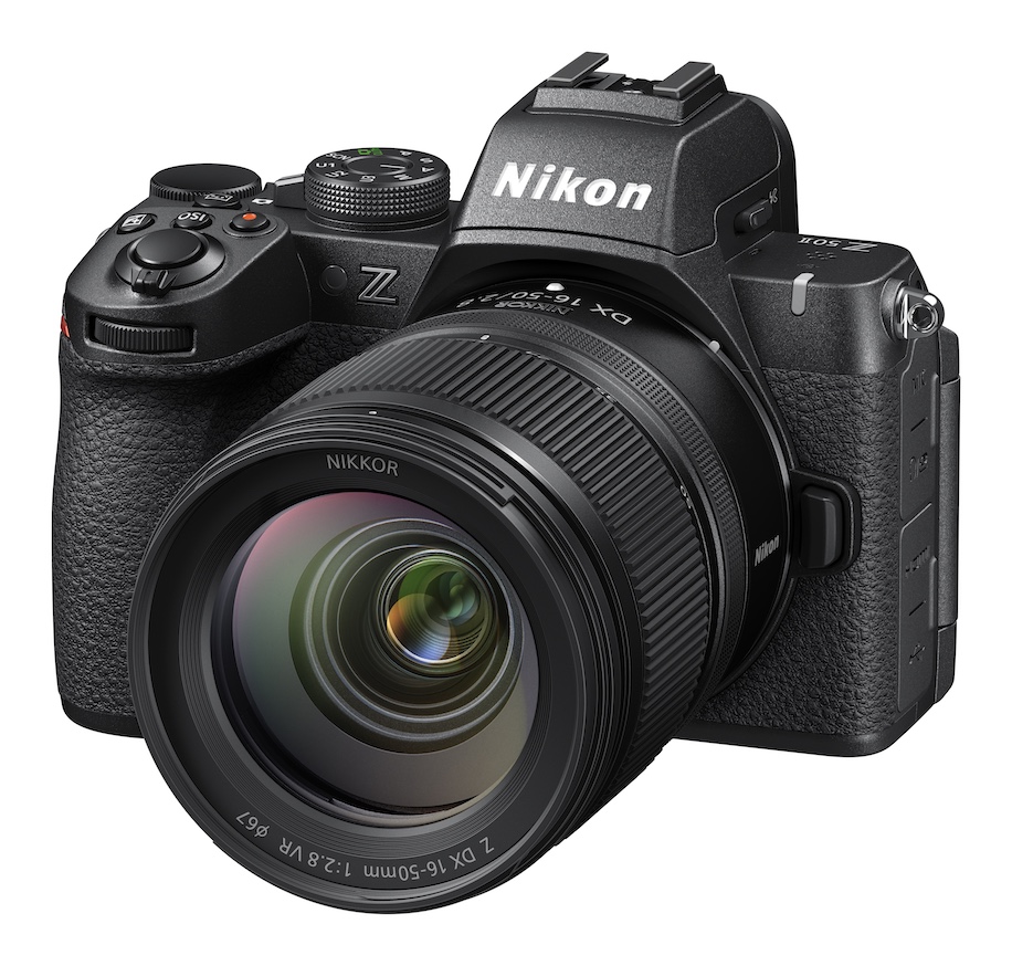Nikon 16 50