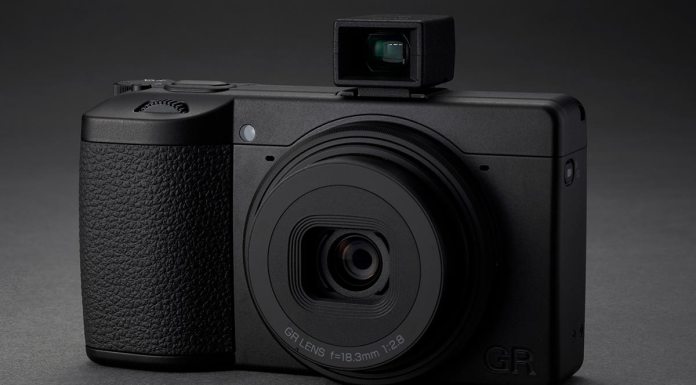 La Ricoh GR IV Monochcrome costará 1800 euros y llegará a mediados de febrero Ricoh-GR-IV-Monochrome_02