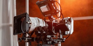 Viltrox NexusFocus F1, el adaptador que promete llevar la potencia del AF de Sony a los objetivos de cine manuales con montura PL Viltrox-NexuFocus-F1-3