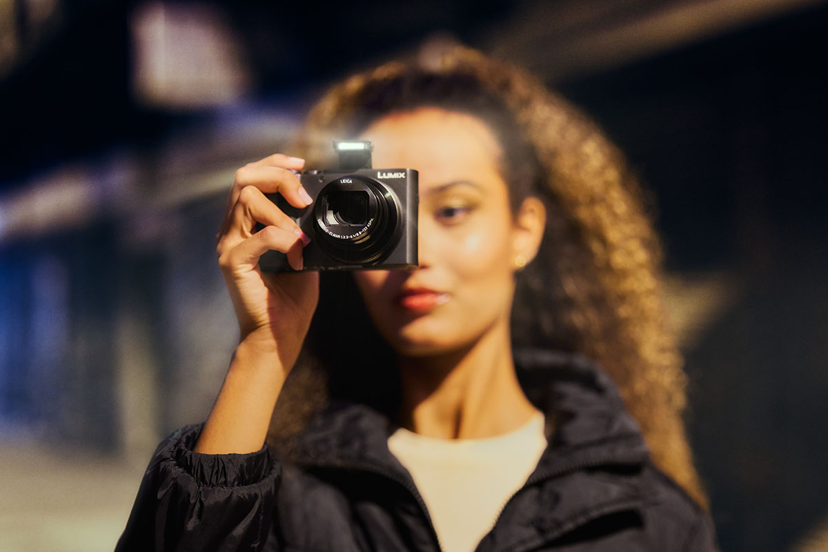 Panasonic LUMIX TZ300_Oficial_01