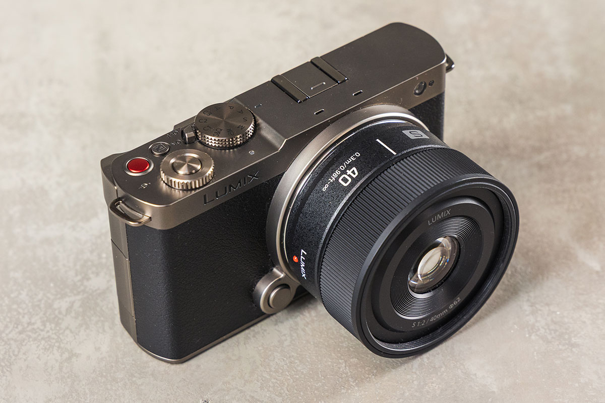 Panasonic S9 Titanium + 40 mm f1.2_01