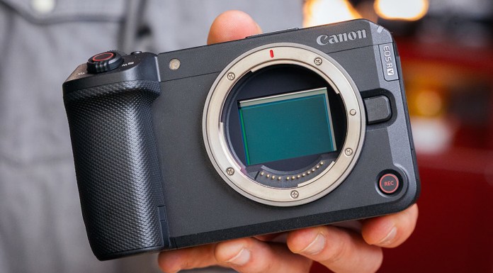 Canon R6 V: las claves de la nueva cámara a medio camino entre la R6 III y la C50 Canon EOS R6 V_18